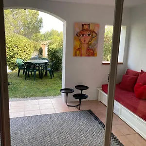 loue-appartement-4-6-personnes-pont-royal-en-provence.fr-provencehotel.com/