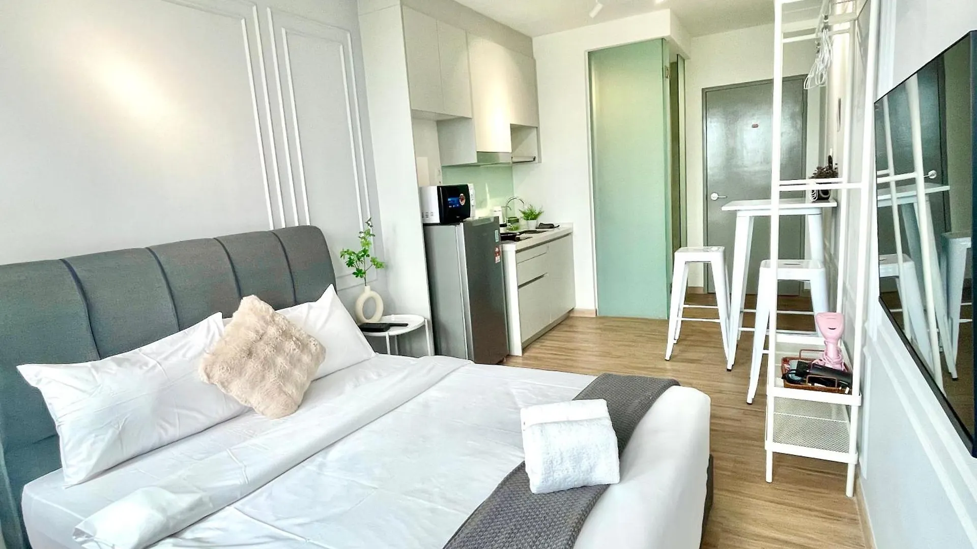 Apartment Sky Pool Suites Kl Sentral - Riveria City Kuala Lumpur